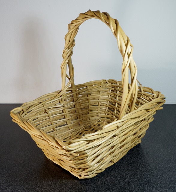 Large Empty Baskets Needed